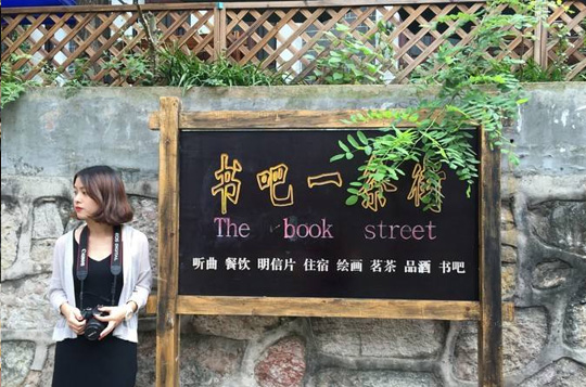 【纯玩系列】黄果树瀑布 苗妹非遗博物馆 西江千户苗 双飞4日游