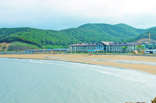 <舟山嗨翻亲子尊享3天（习大大住的5星君廷 荧光盛会）