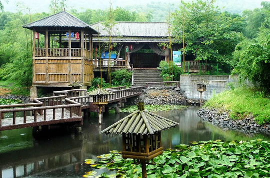 <安吉jrs西甲直播_极速体育欧洲杯_360极速体育直播2天>藏龙百瀑 天下银坑 大竹海 中南百草园