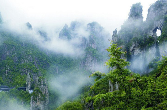 <雁荡山jrs西甲直播_极速体育欧洲杯_360极速体育直播2天>小龙湫 玻璃栈道 大龙湫 灵峰日景夜景